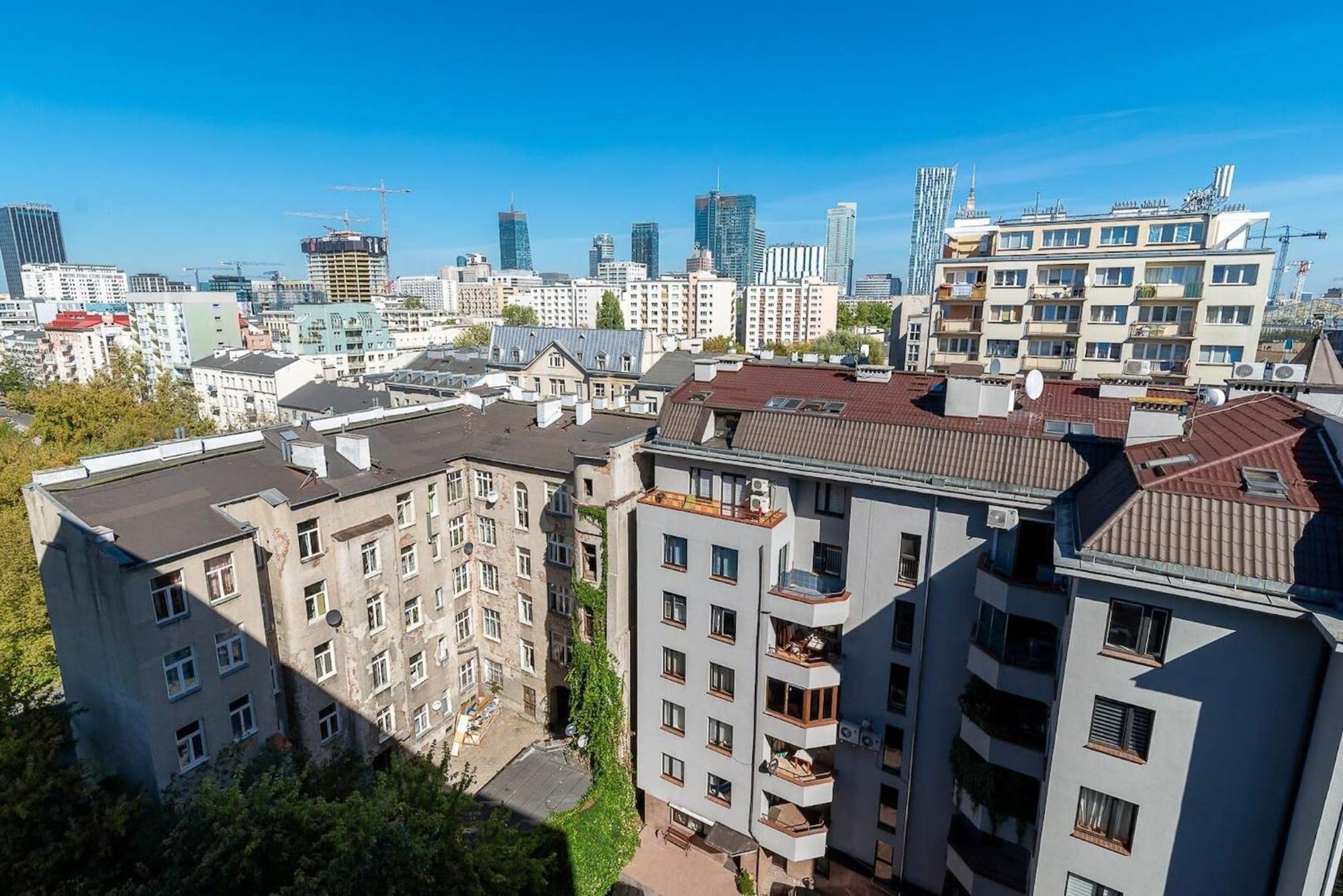 Navy Aesthetic Apartment With Balcony By Noclegi Renters Warszawa Exteriör bild